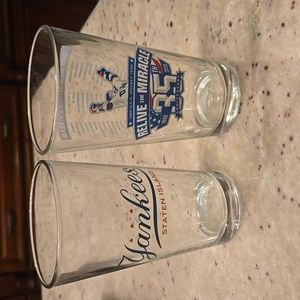 Vintage 1980 USA Hockey Team and Yankees Staten Island Glasses